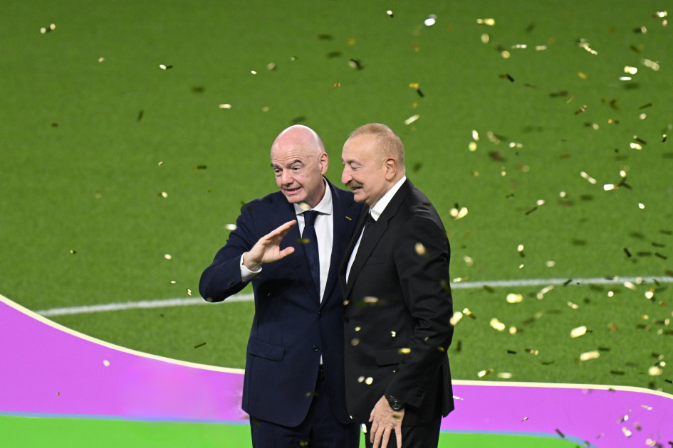 Prezident İlham Əliyev “FIFA U-15 World Cup and Festival”ın final matçını izləyib, mükafatlandırma mərasimində iştirak edib<font color='red'> - YENİLƏNİB</font><font color=red> - FOTOLAR</font>