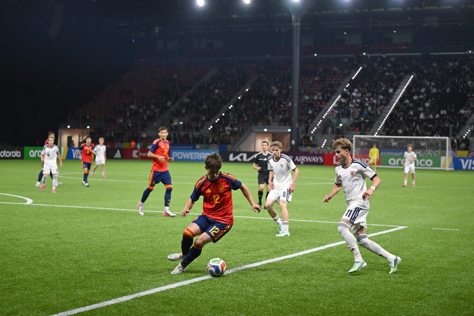 Prezident İlham Əliyev “FIFA U-15 World Cup and Festival”ın final matçını izləyib, mükafatlandırma mərasimində iştirak edib<font color='red'> - YENİLƏNİB</font><font color=red> - FOTOLAR</font>