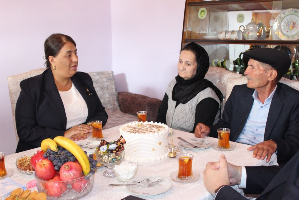 Qərbi Azərbaycandan olan Nəcəfovlar ailəsinin evliliklərinin 50 illiyi qeyd olunub<font color=red> - FOTOLAR</font>