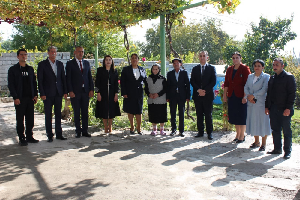 Qərbi Azərbaycandan olan Nəcəfovlar ailəsinin evliliklərinin 50 illiyi qeyd olunub<font color=red> - FOTOLAR</font>