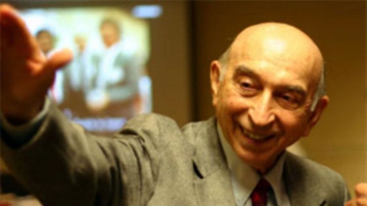 Sentyabrın 6-sı dünya şöhrətli alim Lütfi Zadənin anım günüdür