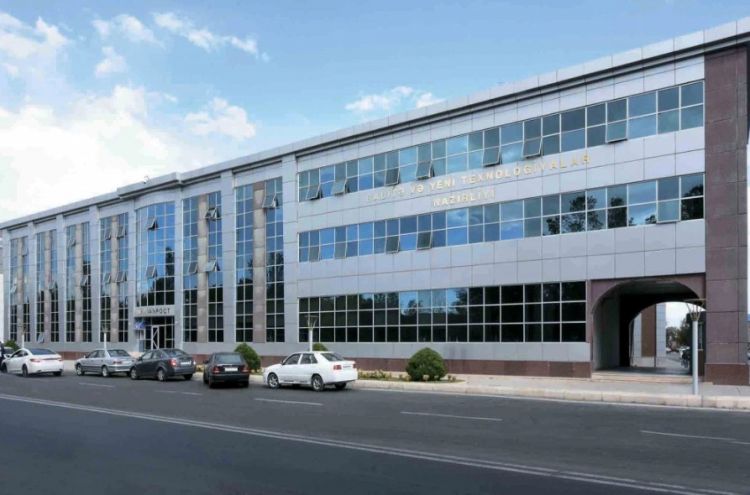 Avqust ayında muxtar respublikada daha  506 abonent internetlə, 185 abonent  sabit şəbəkə telefon xətti ilə təmin olunub