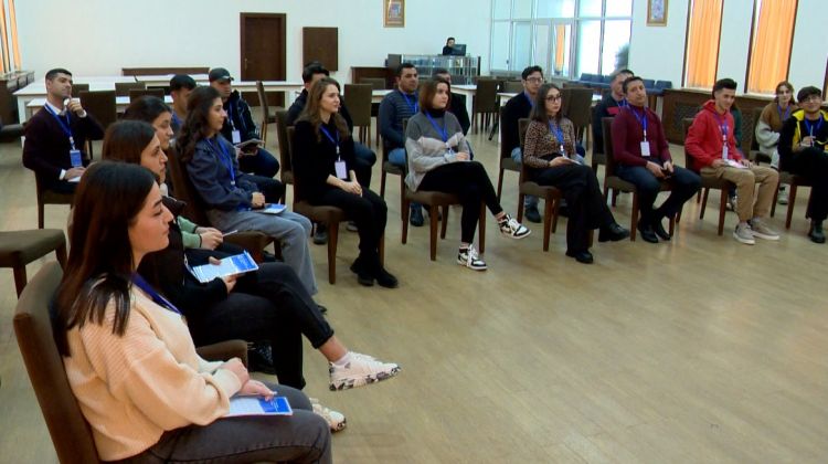 Ağbulaqda gənclərin “Qış liderlik məktəbi” keçirilib<font color=red> - FOTOLAR</font>