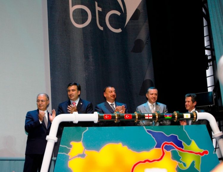 Bakı-Tbilisi-Ceyhan neft boru kəmərinin tam istismara verilməsindən 16 il ötür