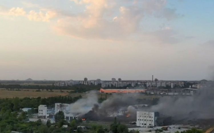 Donetskdə Rusiyanın hərbi anbarı PUA ilə vurulub