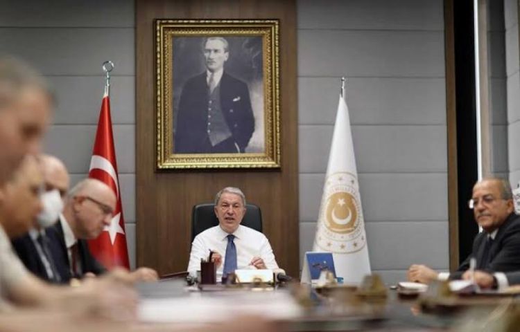 Hulusi Akar: İndiyədək Ukrayna limanlarından 721 min 449 ton taxıl daşınıb