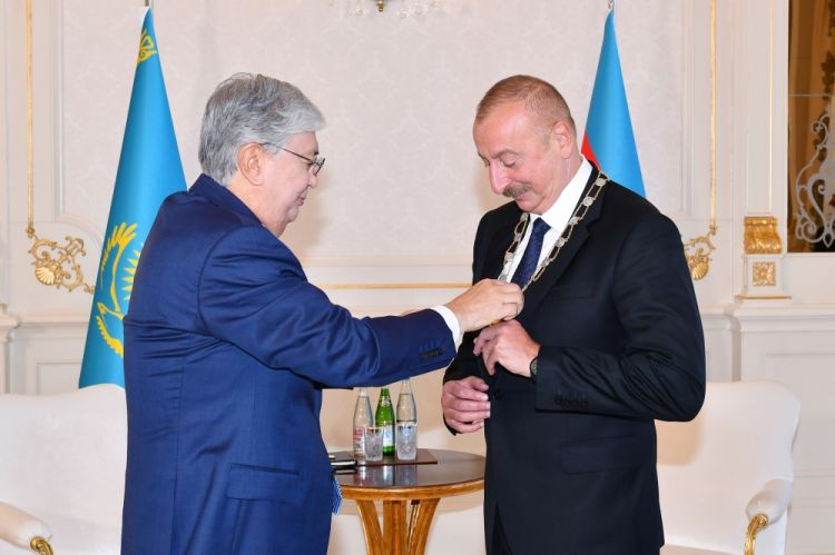 Azərbaycan Prezidenti İlham Əliyev Qazaxıstanın “Altın kıran” – “Qızıl qartal” ali ordeni ilə təltif olunub <font color='red'> - YENİLƏNİB</font><font color=red> - FOTOLAR</font>