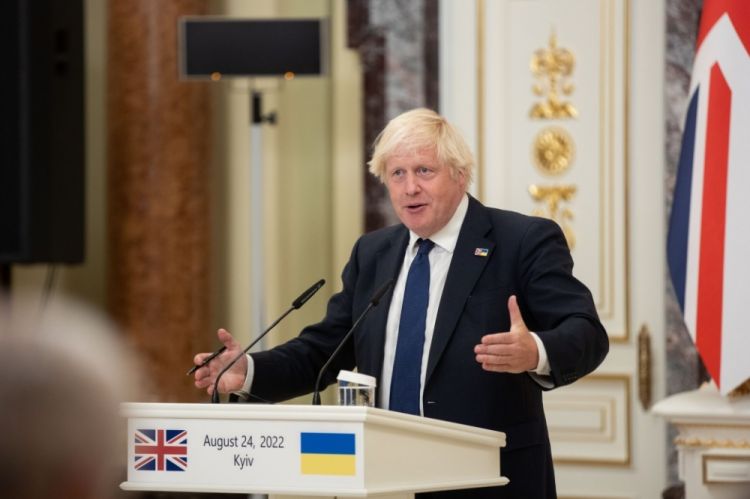 Böyük Britaniya Ukraynaya yeni hərbi yardım paketi ayırıb