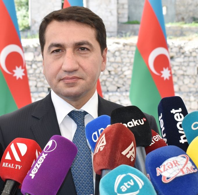 Prezidentin köməkçisi: Azərbaycan dünyada ən nadir və ən dəhşətli postmünaqişə şəraiti ilə üzləşib