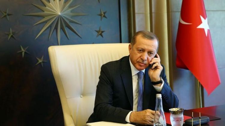 Türkiyə Prezidenti ilə Pakistanın Baş naziri arasında telefon danışığı olub