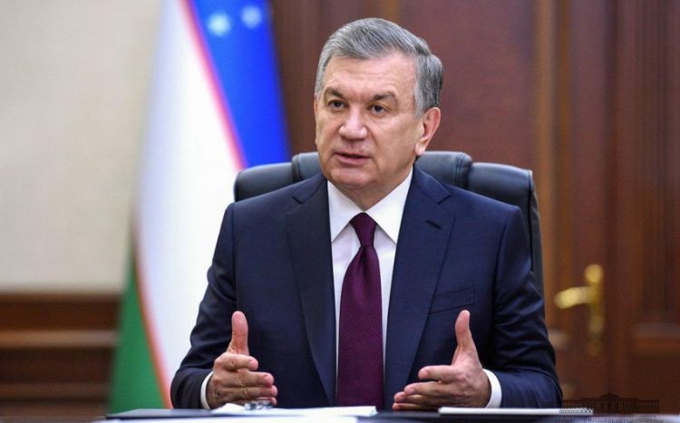 Özbəkistan Prezidenti azərbaycanlı elm və mədəniyyət xadimlərini mükafatlandırıb