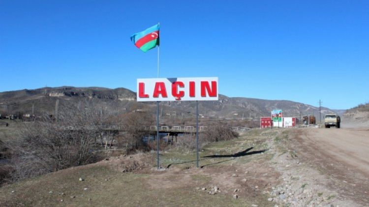 Rusiya sülhməramlı qüvvələrinin bütün postları Laçın şəhərindən götürülüb