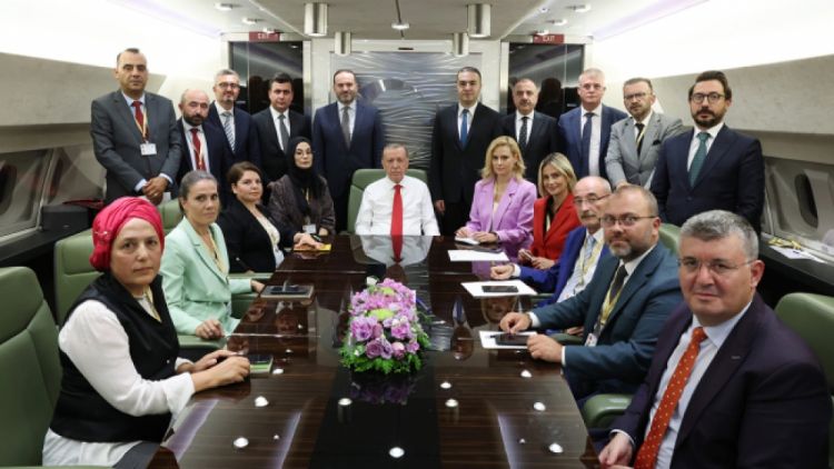 Rəcəb Tayyib Ərdoğan: Vladimir Putindən Rusiya məhsullarının da yaradılan dəhliz vasitəsilə gəmilərlə göndərilməsini xahiş edəcəyəm
