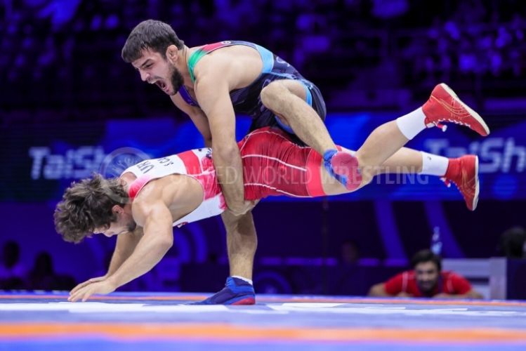 Ülvi Qənizadə dünya çempionatının gümüş medalına layiq görülüb