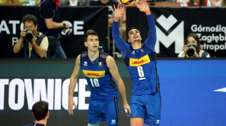 İtaliya voleybol yığması dördqat dünya çempionu olub