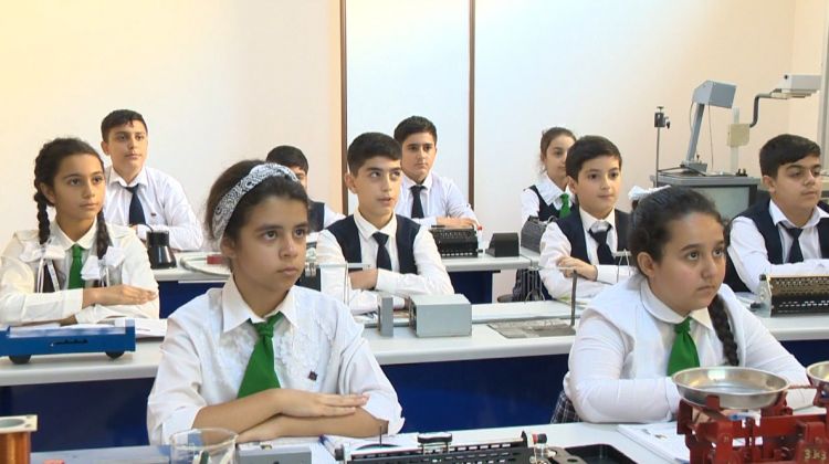 Şərur şəhər Fizika-Riyaziyyat Təmayüllü Lisey 6 ildir qəbul imtahanlarında 100 faiz nəticə göstərir<font color=red> - VİDEO</font>