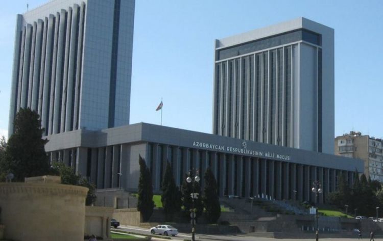 Milli Məclisin payız sessiyasında ilk komitə iclaslarının vaxtı açıqlanıb