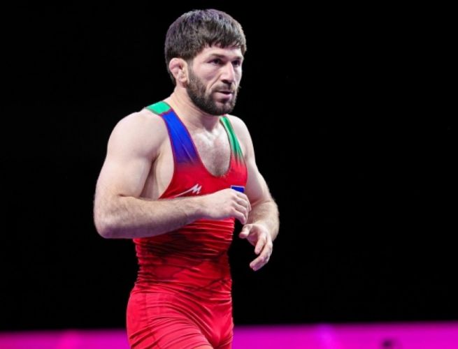 Güləşçimiz Belqraddakı dünya çempionatında bürünc medal qazanıb
