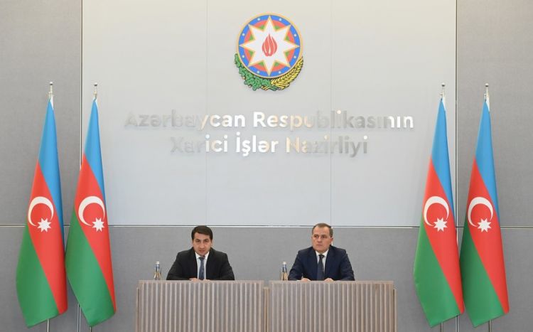 XİN-də diplomatik korpusun nümayəndələri üçün brifinq keçirilib<font color=red> - FOTOLAR</font>