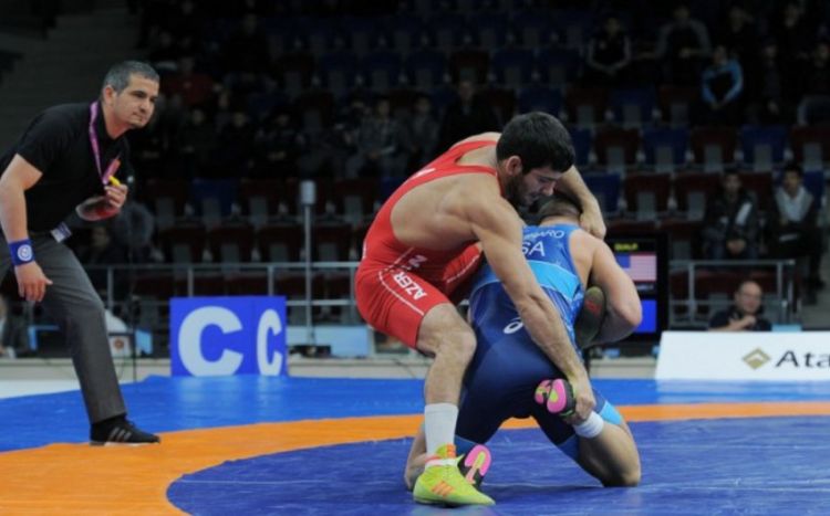 Azərbaycanın 2 sərbəst güləşçisi dünya çempionatı ilə vidalaşıb
