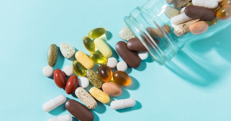 Mütəxəssis rəyi olmadan, uşaqlara vitamin vermək olmaz