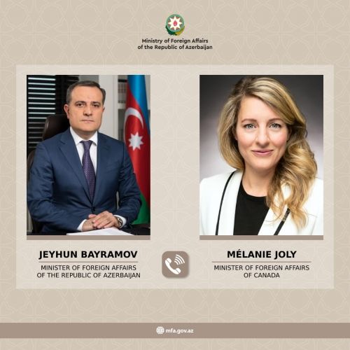 Nazir Ceyhun Bayramov kanadalı həmkarını Ermənistanın genişmiqyaslı təxribatları barədə məlumatlandırıb