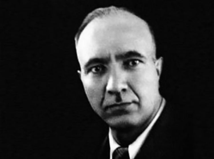 Bu gün Mir Cəlal Paşayevin vəfatından 44 il ötür