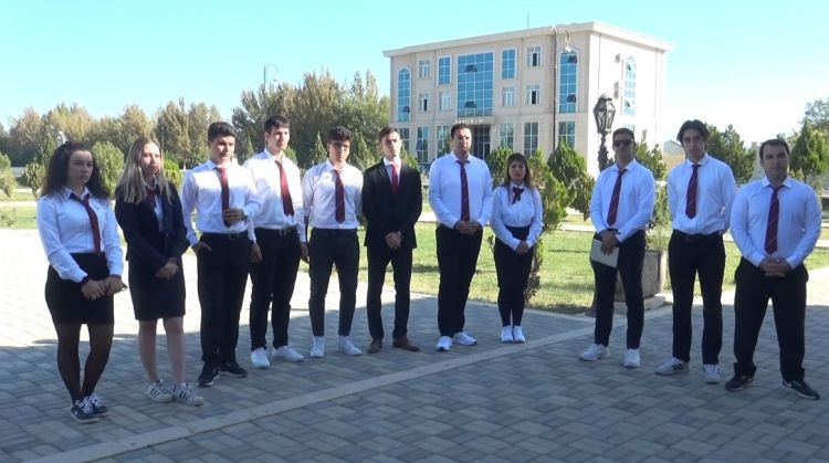 Əcnəbi tələbələr Babək rayonuna ekskursiya ediblər<font color=red> - FOTOLAR</font>