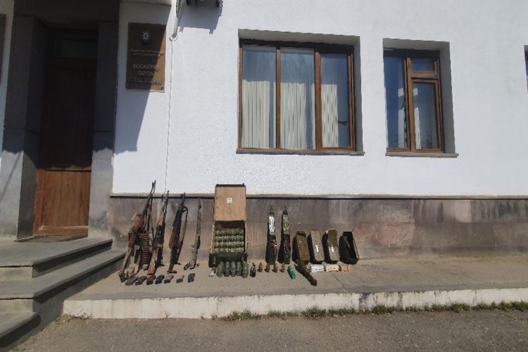 Xocavənddə ermənilərin atıb qaçdığı xeyli sayda silah-sursat aşkarlanıb