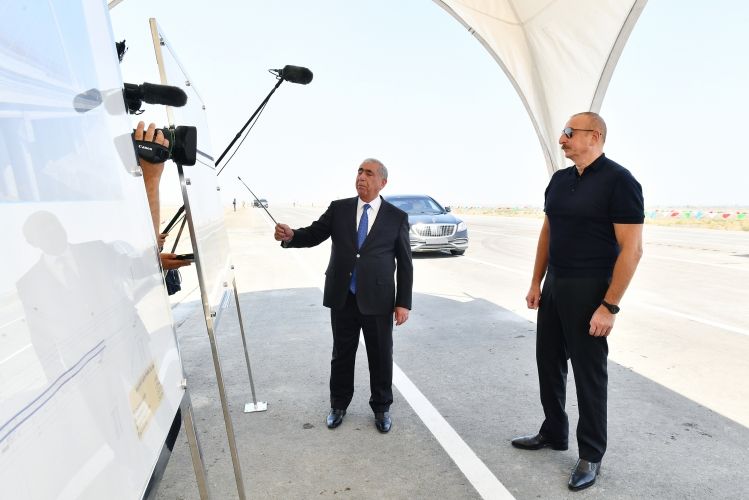 Prezident İlham Əliyev Bərdə-Ağdam avtomobil yolunda görülən işlərlə tanış olub<font color='red'> - YENİLƏNİB</font><font color=red> - FOTOLAR</font>