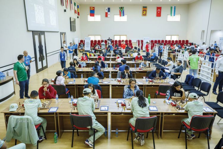 Ümumdünya Şahmat Olimpiadasında dördüncü tura yekun vurulub