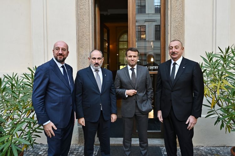 Praqada Prezident İlham Əliyevin Fransa Prezidenti, Avropa İttifaqı Şurasının Prezidenti və Ermənistanın Baş naziri ilə görüşü keçirilib<font color='red'> - YENİLƏNİB</font><font color=red> - FOTOLAR</font>