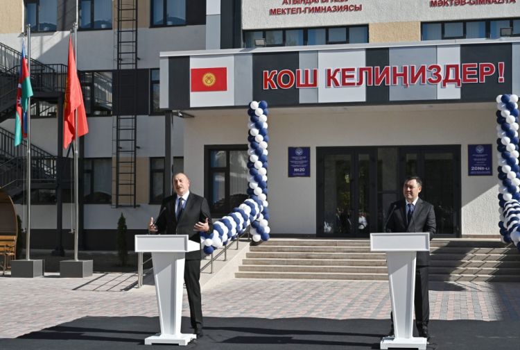 Prezident İlham Əliyev: Sanki Heydər Əliyev qabaqcadan görürdü ki, Azərbaycan müstəqil dövlətə çevriləcək və bizə ordu lazım olacaq