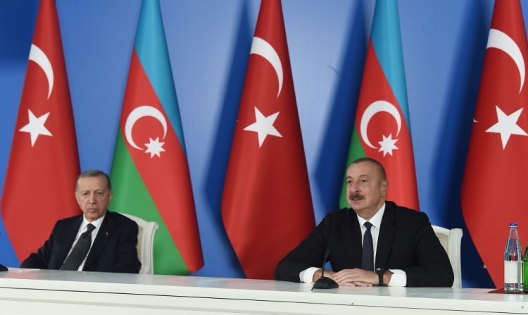 Azərbaycan Prezidenti: Bu gün biz bərpa edilən Qarabağda və Zəngəzurda yenə də Türkiyə-Azərbaycan birliyini görürük