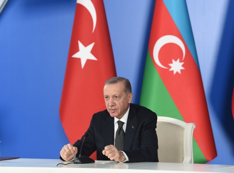 Türkiyə Prezidenti: İşğaldan azad edilən torpaqlarda bir ildə iki hava limanı açmaq hər ölkənin bacara biləcəyi iş deyil