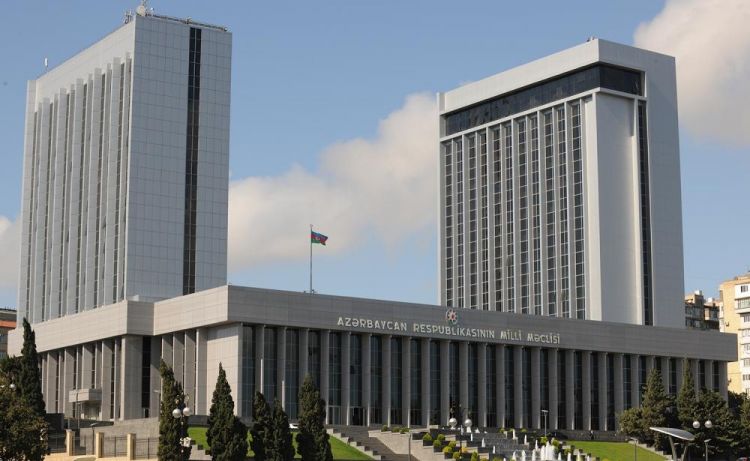 Növbəti il üçün dövlət büdcəsi layihəsi Milli Məclisə daxil olub