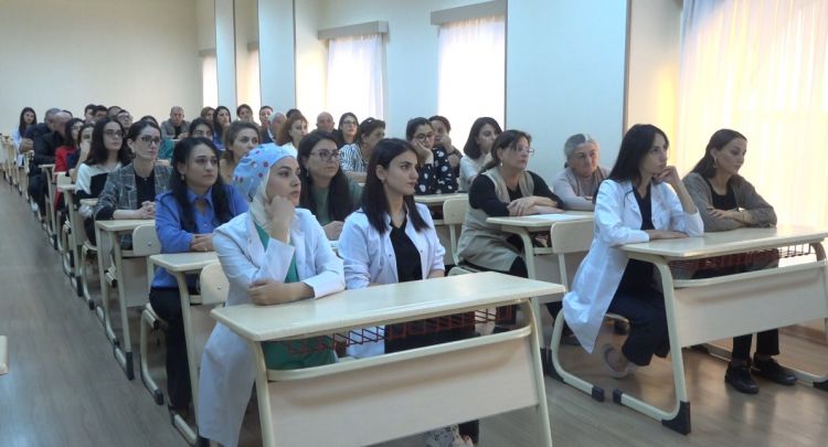 Dövlət proqramının icrası çərçivəsində bu il Naxçıvanda 50 minə yaxın uşaq tibbi müayinələrdən keçirilib<font color=red> - FOTOLAR</font>