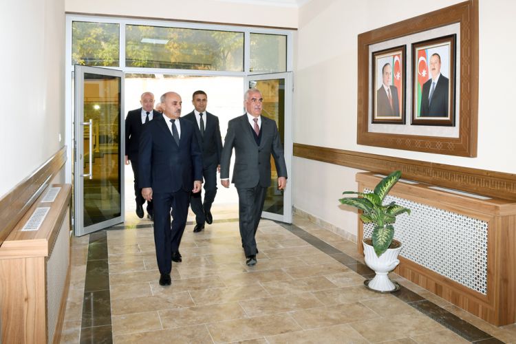 Dövlət qurumları müasir binada fəaliyyət göstərəcək<font color=red> - FOTOLAR</font>