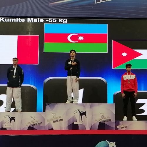 Karateçilərimiz dünya çempionatında 1 qızıl, 2 bürünc medal qazanıblar<font color=red> - FOTOLAR</font>