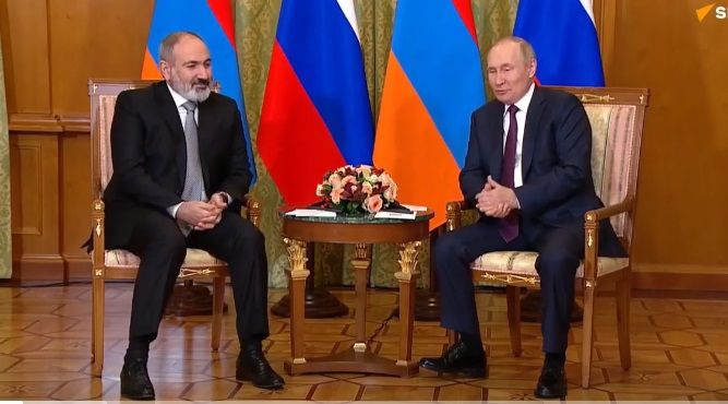 Putinlə Paşinyan arasında görüş başa çatıb<font color='red'> - YENİLƏNİB</font>