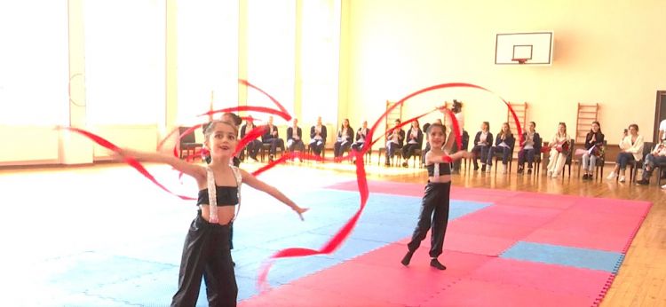 Azərbaycan Gimnastika Federasiyasının üzvləri və məşqçi-müəllimləri Naxçıvanda olublar<font color=red> - FOTOLAR</font>