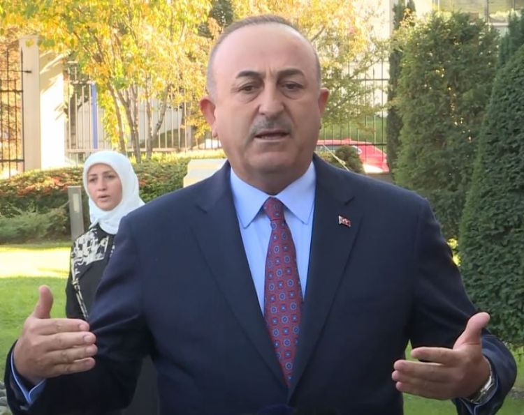 Mövlud Çavuşoğlu: Taxıl daşınmasının davam etməsi üçün problemlər aradan qaldırılmalıdır