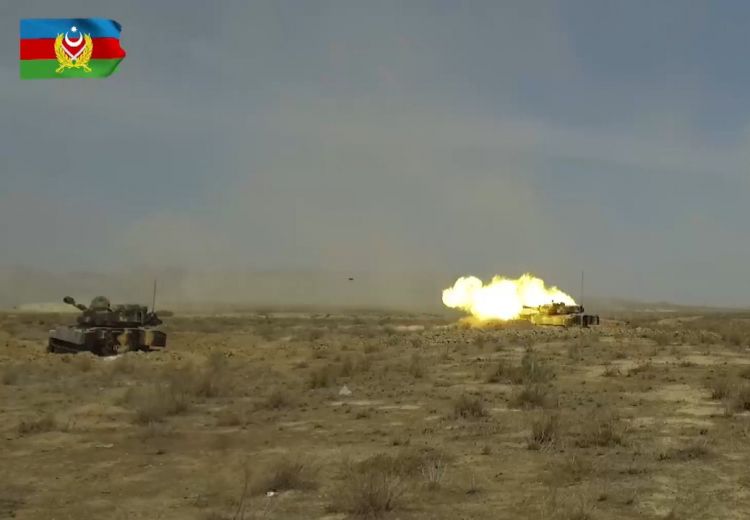 Xüsusi Təyinatlı Qüvvələrin hərbi hissələrinin təlimi davam edir <font color=red> - VİDEO</font>