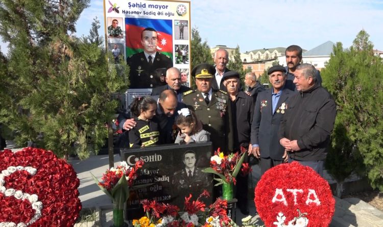 Naxçıvanda şəhid məzarları ziyarət olunub<font color=red> - VİDEO</font>