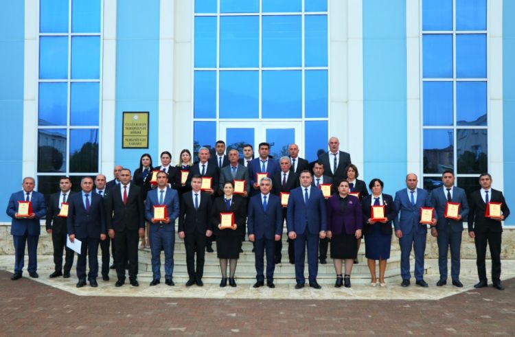 Culfa rayonunda yüksək nəticə göstərən məktəblər mükafatlandırılıb