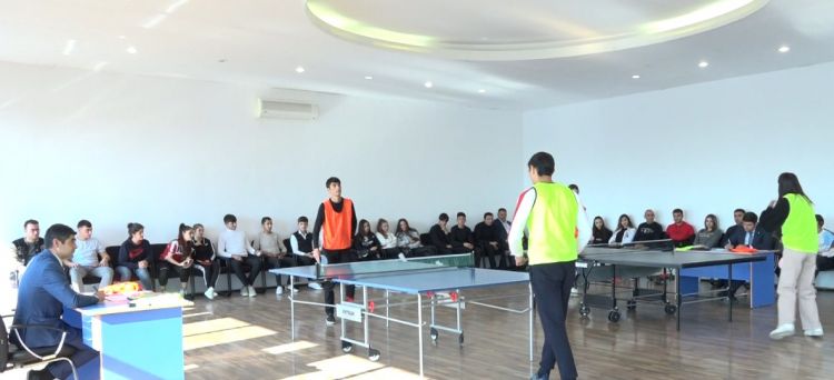 Stolüstü tennis birinciliyinin qalibləri müəyyənləşib