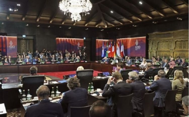 İndoneziya Prezidenti: Müharibəni dayandırmasaq, biz həm indiki, həm də gələcək nəsillər qarşısında məsuliyyət daşıyacağıq