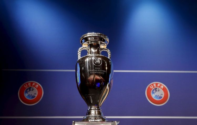 Türkiyə futbol üzrə Avropa çempionatına ev sahibliyi etmək üçün müraciət edib