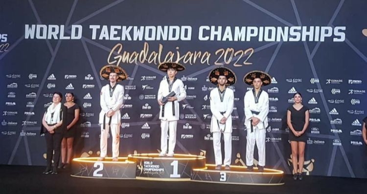 Taekvondoçumuz dünya çempionatının bürünc medalını qazanıb