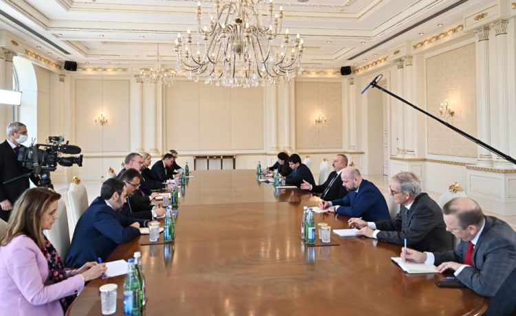 Prezident: Biz Qarabağda yaşayan ermənilərlə danışmağa hazırıq, amma Moskvanın göndərdiyi Vardanyan kimilərlə yox